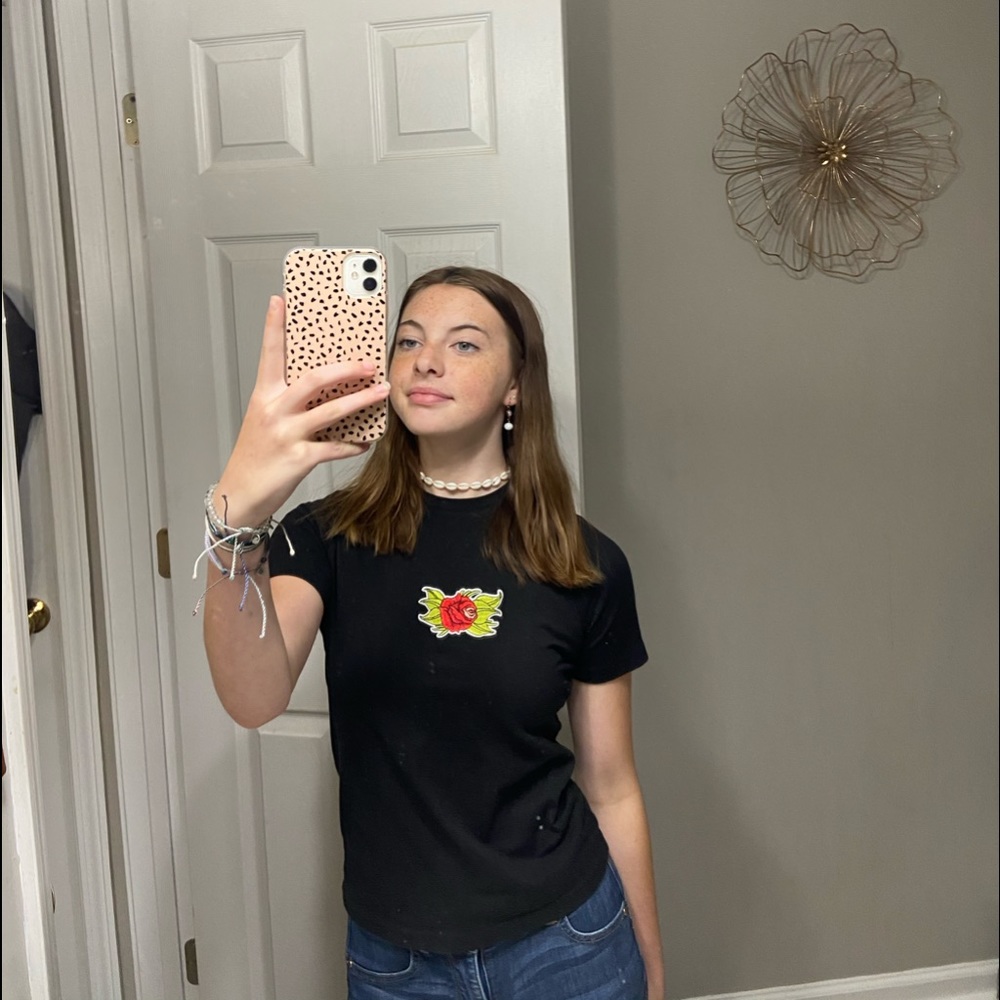 rose shirt